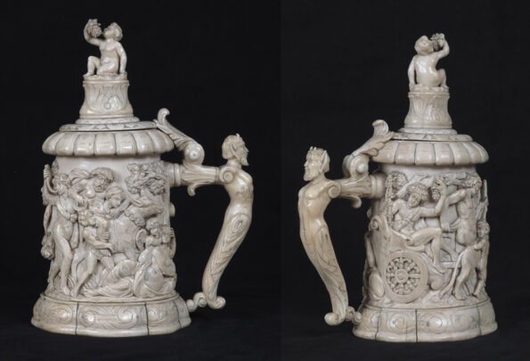 Tankard in avorio interamente scolpito a mano corpo centrale con la raffigurazione di Bacco ebbro